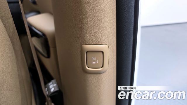 Kia Canival 2019 — photo 20