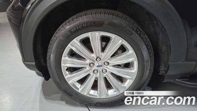 Ford Explorer 2022 — photo 5