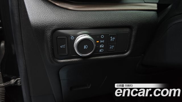 Ford Explorer 2022 — photo 17