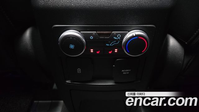 Ford Explorer 2022 — photo 18