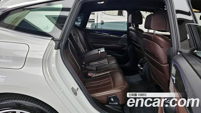 BMW Gran Turismo 2019 — photo 12