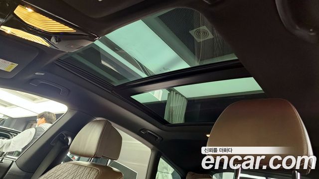 BMW Gran Turismo 2019 — photo 19