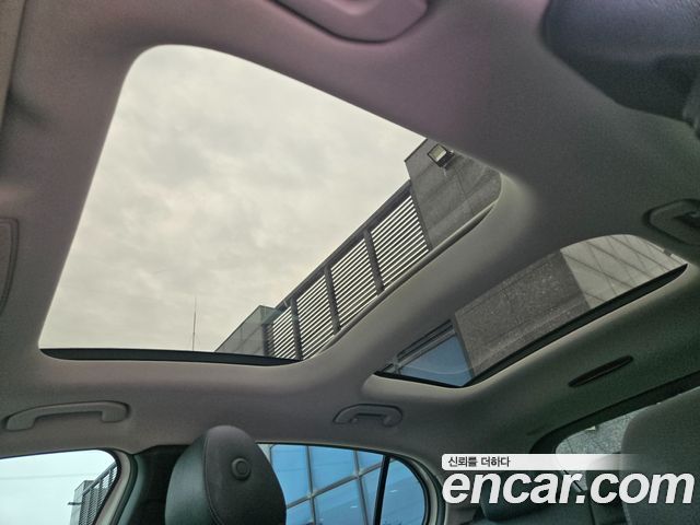 Mercedes-Benz GLA-Class 2016 — photo 11