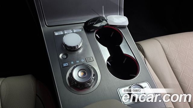 Genesis GV80 2024 — photo 12