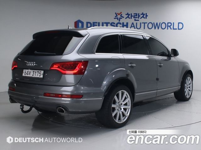 Audi Q7 2015 — photo 2