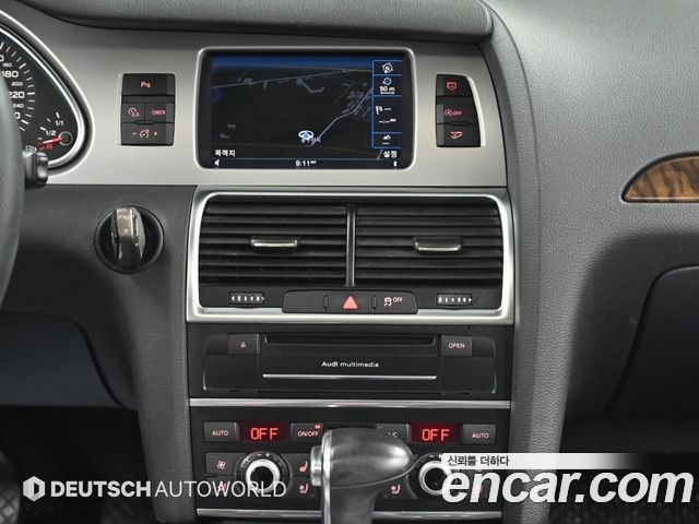 Audi Q7 2015 — photo 14