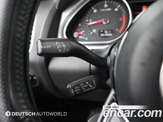 Audi Q7 2015 — photo 17