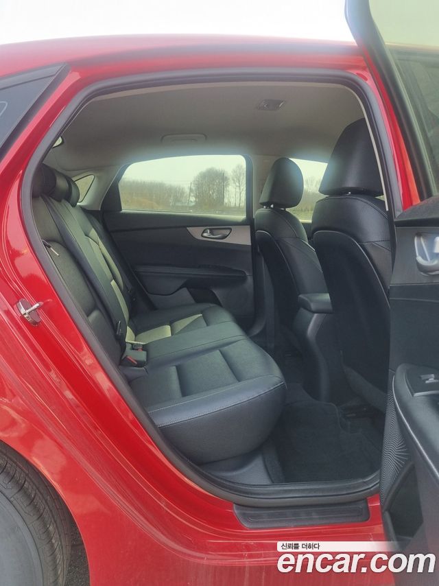 Kia K3 2019 — photo 7
