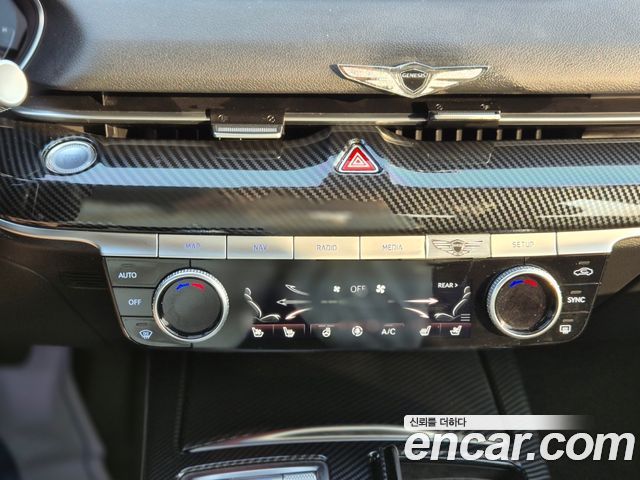 Genesis G80 2021 — photo 10
