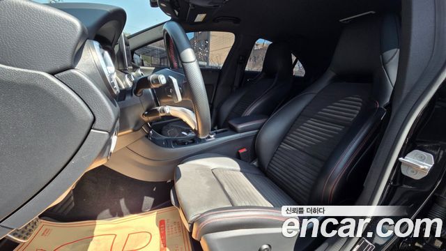 Mercedes-Benz CLA-Class 2018 — photo 11