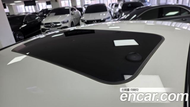 Mercedes-Benz GLC-Class 2023 — photo 12