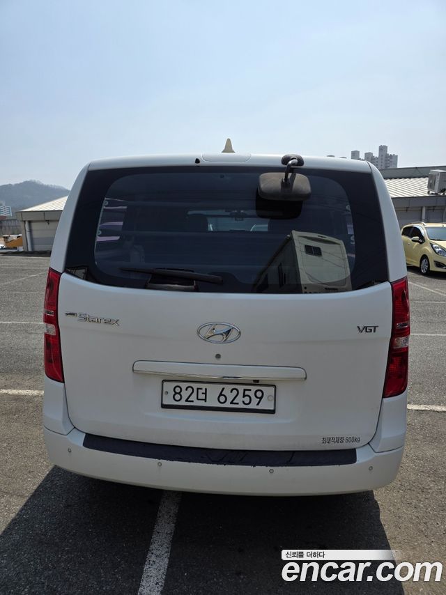 Hyundai Starex 2016 — photo 2