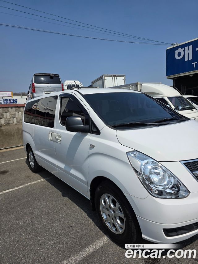 Hyundai Starex 2016 — photo 4
