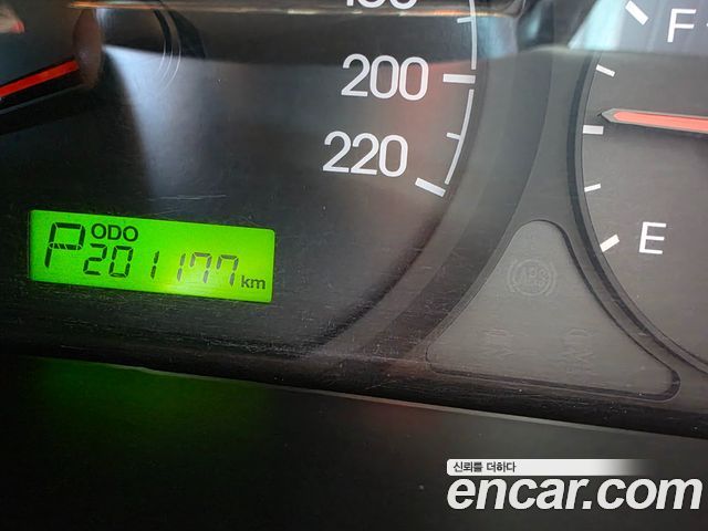 Hyundai Starex 2016 — photo 9