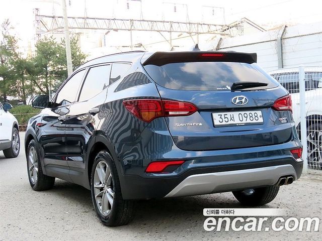 Hyundai Santafe 2016 — photo 2