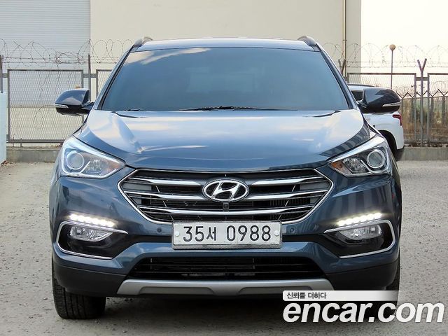 Hyundai Santafe 2016 — photo 3