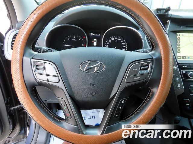 Hyundai Santafe 2016 — photo 8