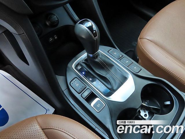 Hyundai Santafe 2016 — photo 10