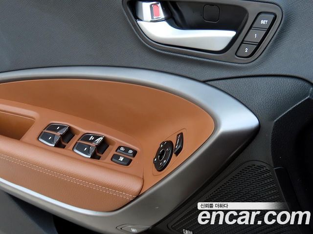 Hyundai Santafe 2016 — photo 11