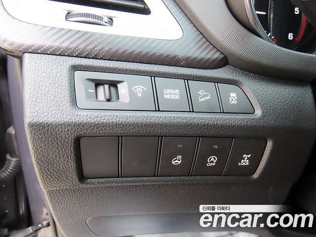 Hyundai Santafe 2016 — photo 12