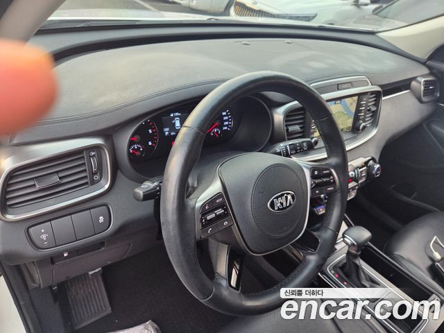 Kia Sorento 2018 — photo 9