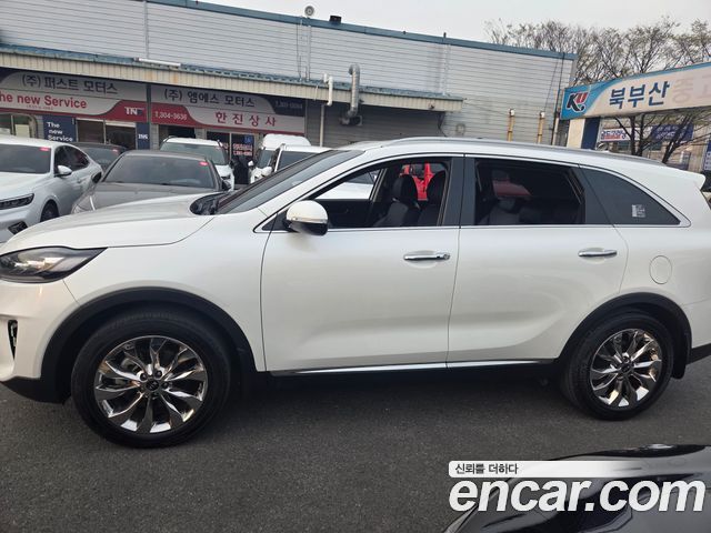 Kia Sorento 2018 — photo 17