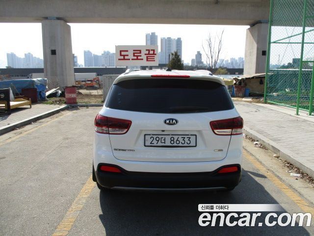 Kia Sorento 2015 — photo 4