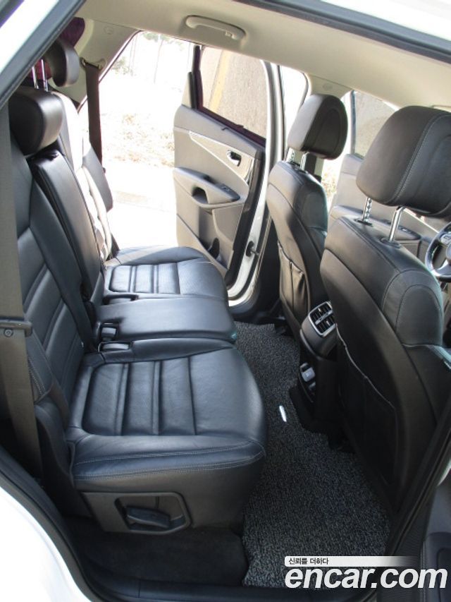 Kia Sorento 2015 — photo 10