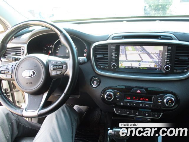 Kia Sorento 2015 — photo 15