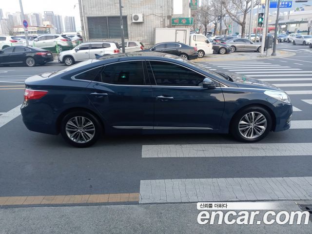 Hyundai Grandeur 2015 — photo 3