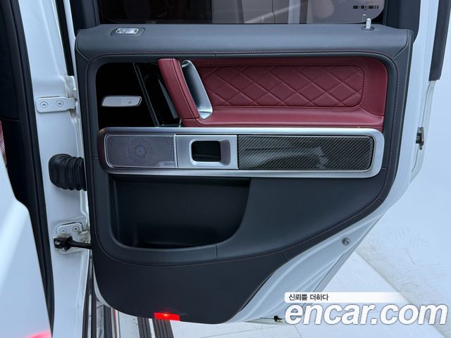 Mercedes-Benz G-Class 2022 — photo 18