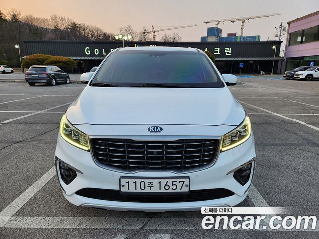 Kia Canival 2019 — photo 3