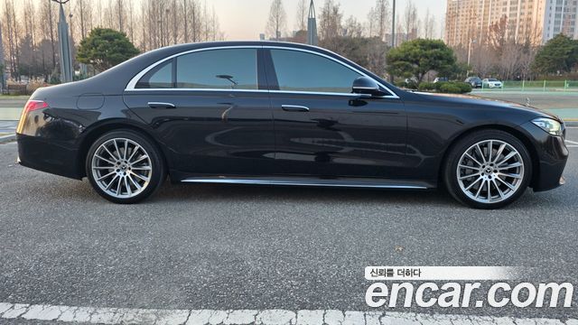 Mercedes-Benz S-Class 2021 — photo 8