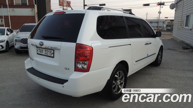 Kia Canival 2014 — photo 4