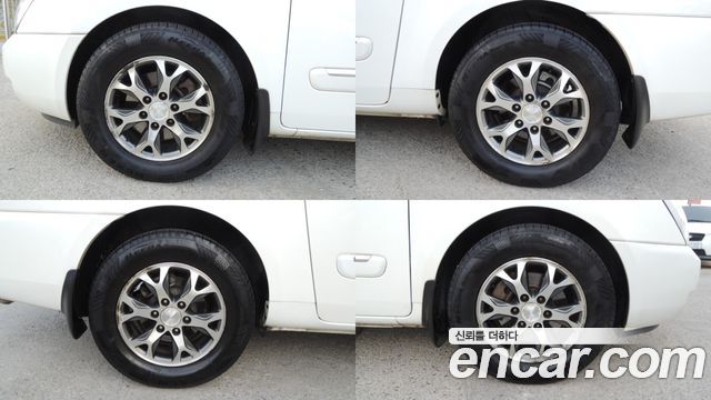 Kia Canival 2014 — photo 19