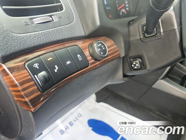 Kia Mohave 2018 — photo 8