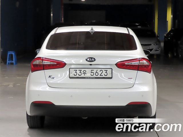 Kia K3 2013 — photo 3