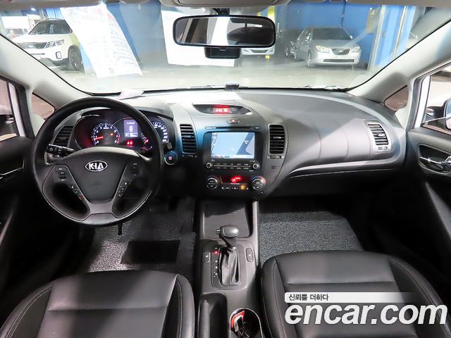 Kia K3 2013 — photo 5