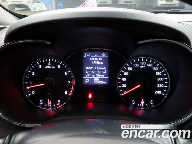 Kia K3 2013 — photo 9