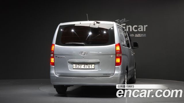 Hyundai Starex 2017 — photo 4