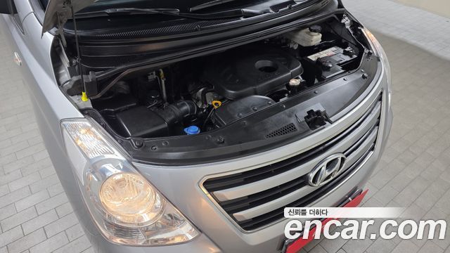 Hyundai Starex 2017 — photo 6
