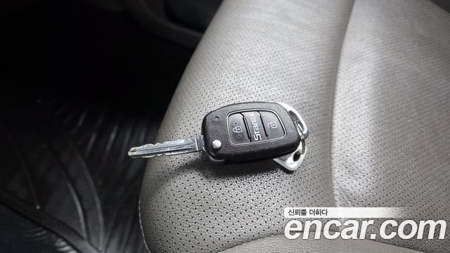Hyundai Starex 2017 — photo 19