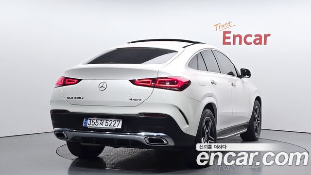Mercedes-Benz GLE-Class 2021 — photo 2
