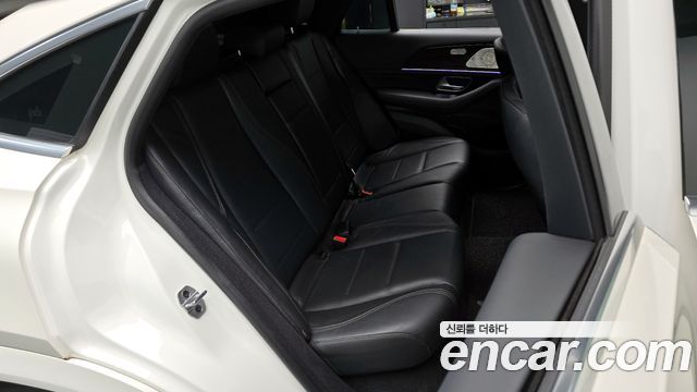 Mercedes-Benz GLE-Class 2021 — photo 12