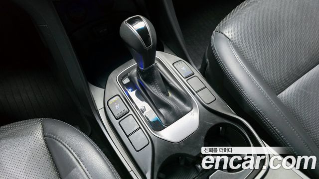 Hyundai Santafe 2015 — photo 9