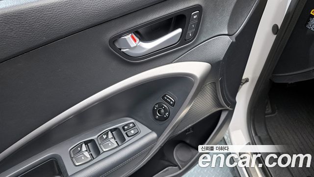 Hyundai Santafe 2015 — photo 17