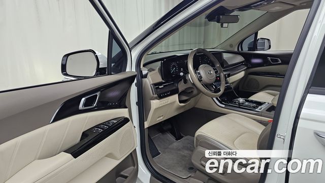Kia Canival 2021 — photo 10