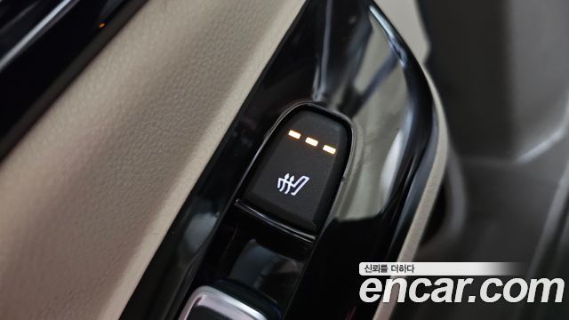 Kia Canival 2021 — photo 18