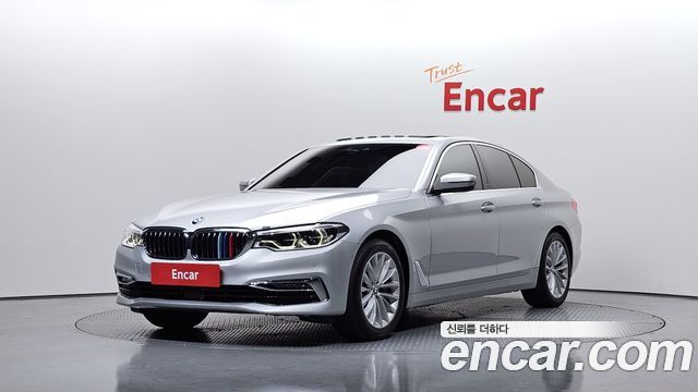 BMW 5-Series 2020 — photo 1