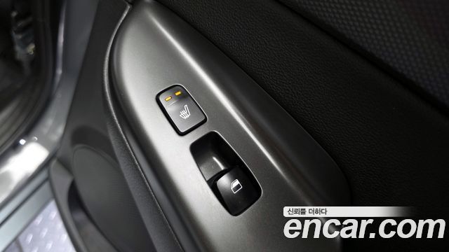Hyundai Kona 2023 — photo 19